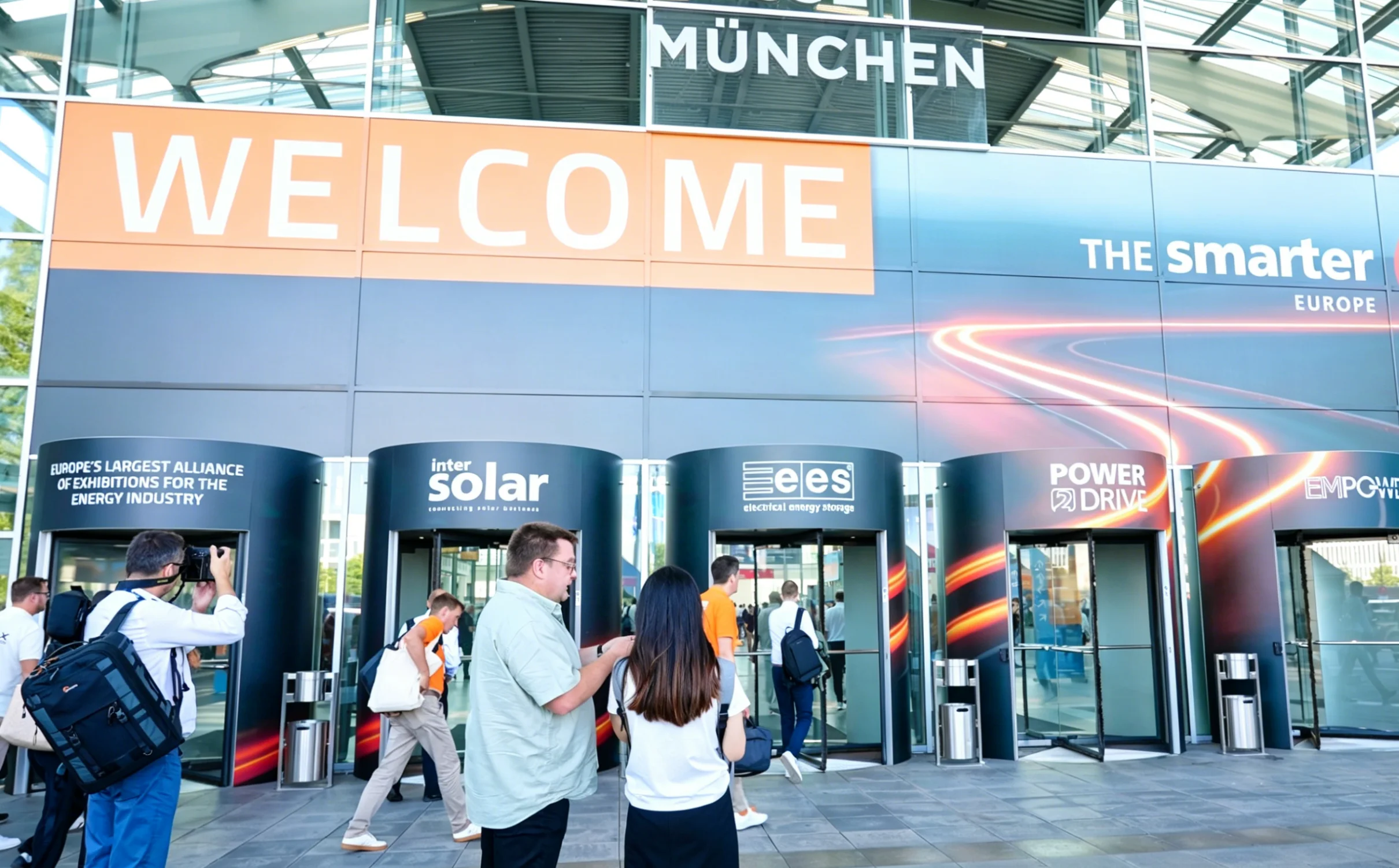 Shining on the Global Energy Stage | WattCycle Showcases Full-Scenario Energy Storage Solutions